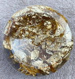 Gold flakes for resin art